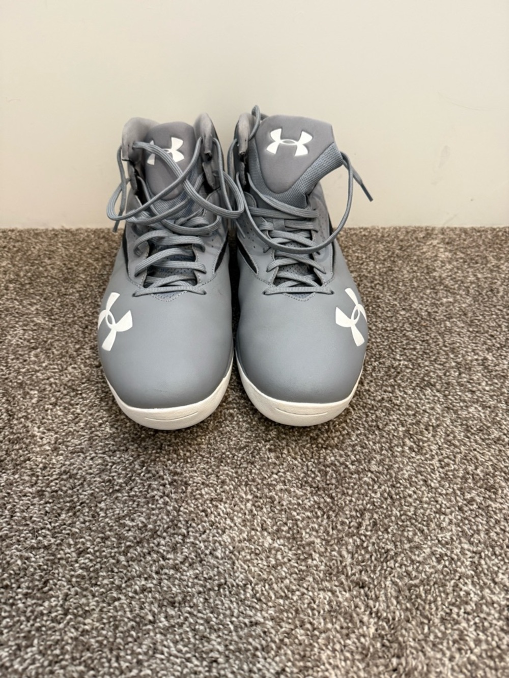 Under Armour basketball shoes - size 15 - Picture 4 of 7